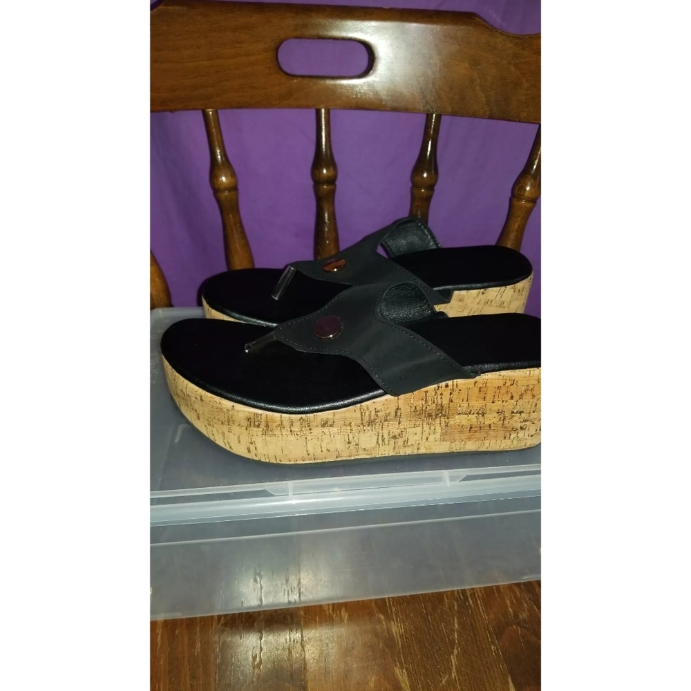 Wedges - Picture 2 of 3